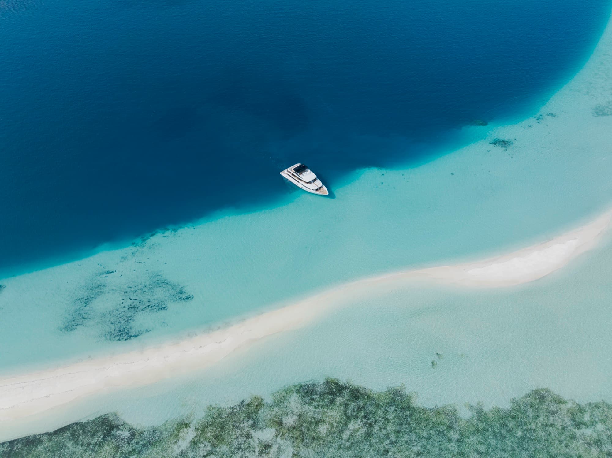 Island Hopping aboard SERAI Ocean Dream