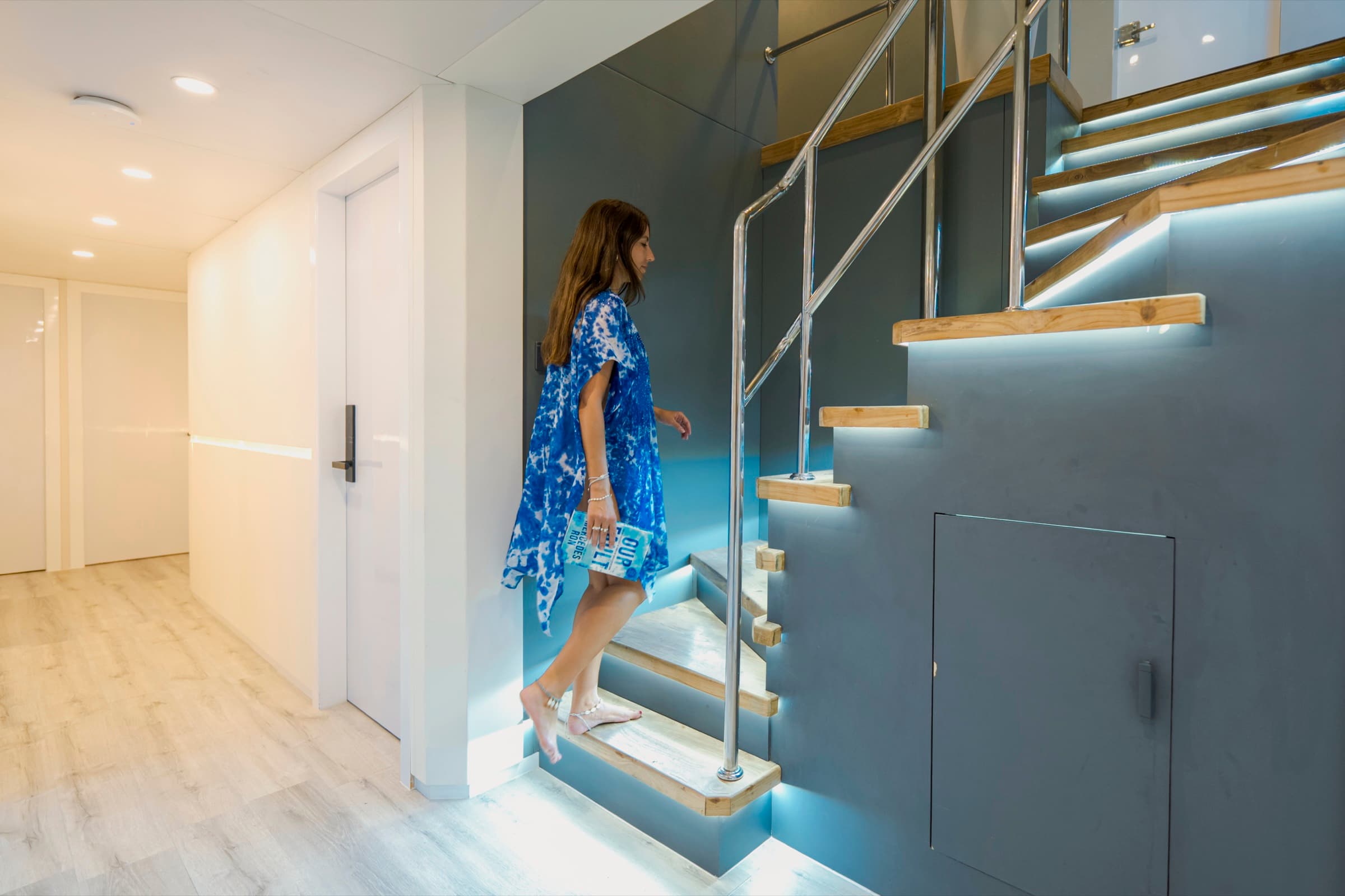 SERAI Ocean Dream lower deck lounge area